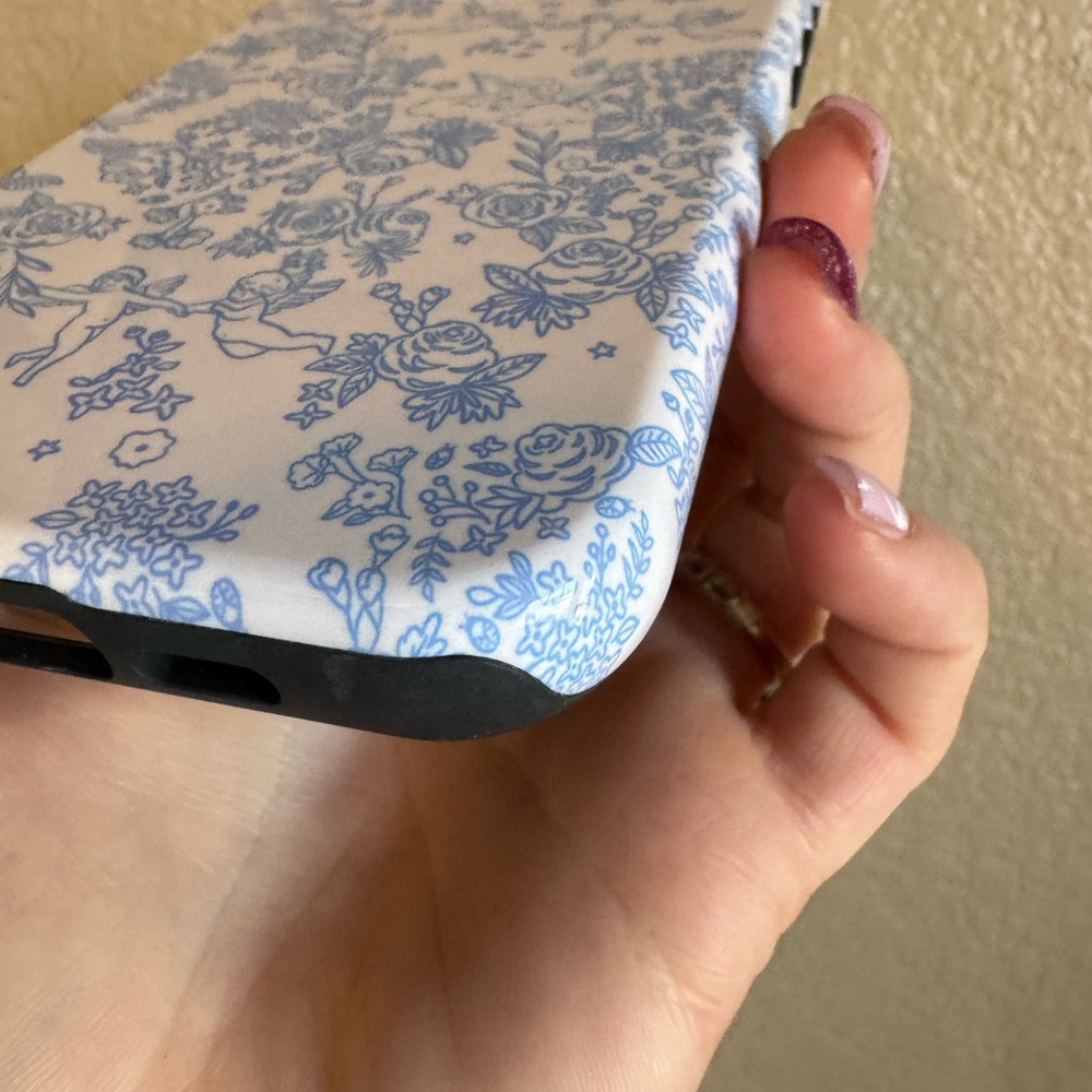 Casely iPhone 15 Pro Max Essential Phone Case - Picture 4 of 6